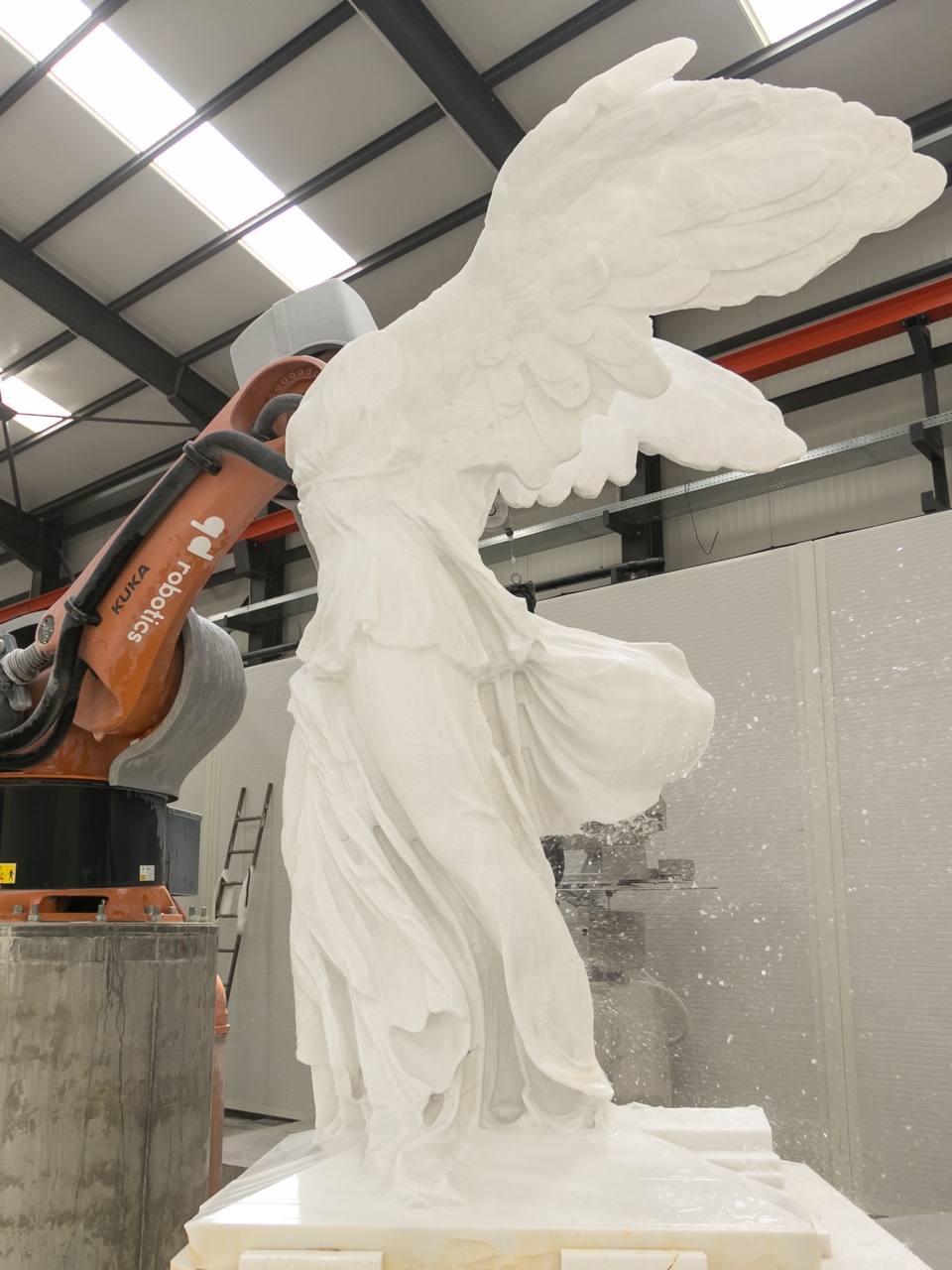 Curving the 3D digitally scanned original